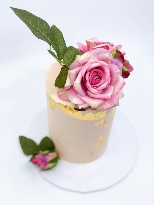 Cake n Flowers