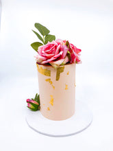 Load image into Gallery viewer, Cake n Flowers