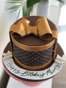 round louis vuitton cake