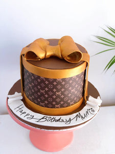 Louis Vuitton cake. Feed 20 people